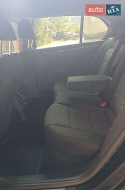 Лифтбек Skoda Superb 2013 в 