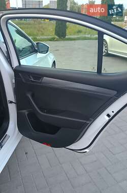 Универсал Skoda Superb 2016 в 
