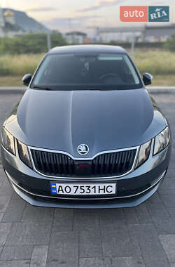 Лифтбек Skoda Superb 2017 в Хусте