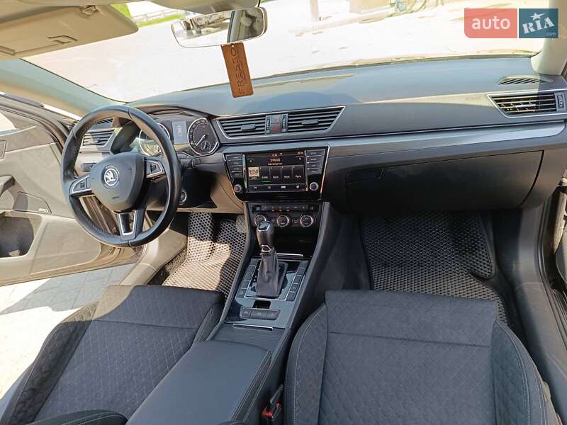 Універсал Skoda Superb 2016 в Івано-Франківську