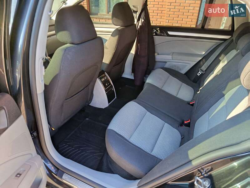Универсал Skoda Superb 2011 в Хмельницком