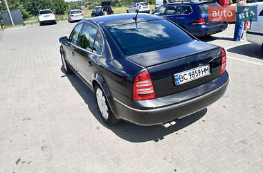 Лифтбек Skoda Superb 2005 в 