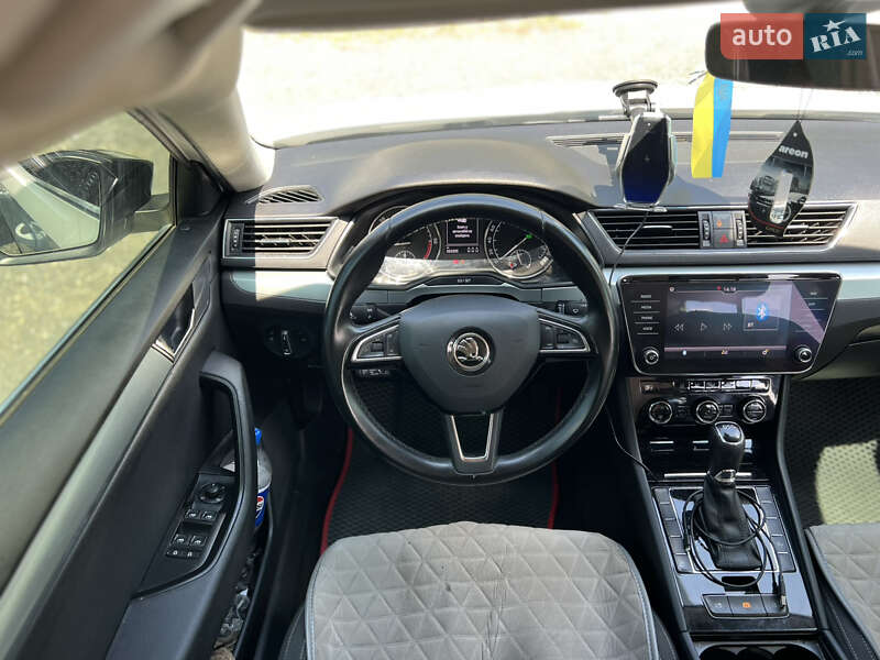 Универсал Skoda Superb 2018 в Хмельницком