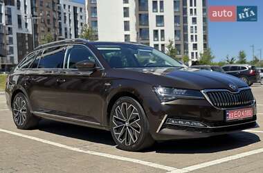 Универсал Skoda Superb 2021 в 