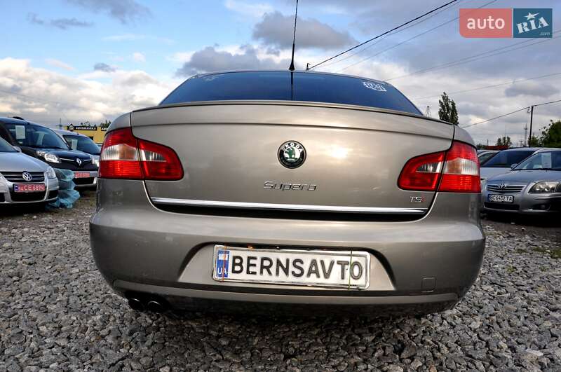 Лифтбек Skoda Superb 2008 в Львове