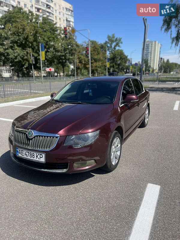 Лифтбек Skoda Superb 2008 в Харькове