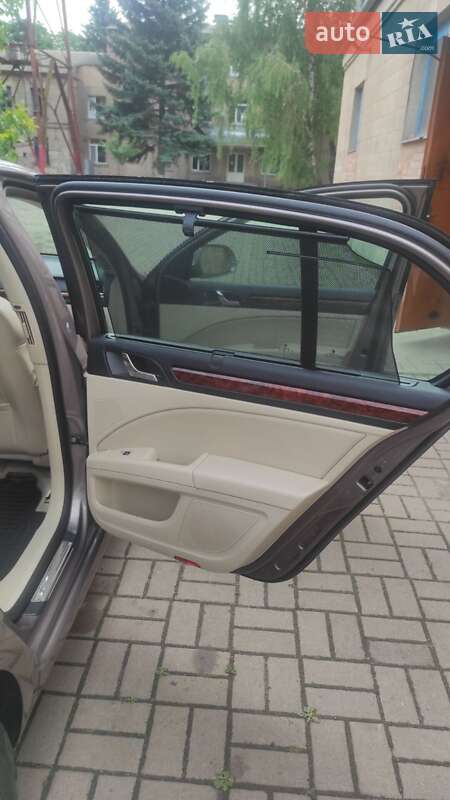 Лифтбек Skoda Superb 2011 в Нежине