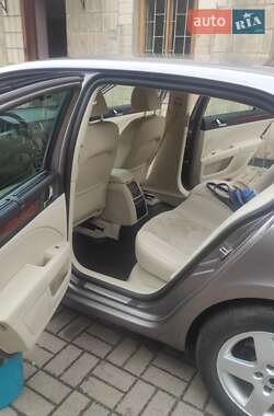 Лифтбек Skoda Superb 2011 в 
