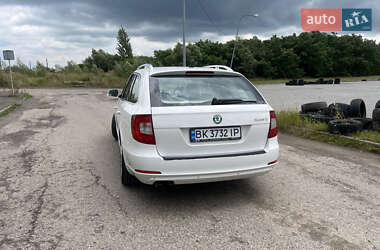 Универсал Skoda Superb 2010 в 