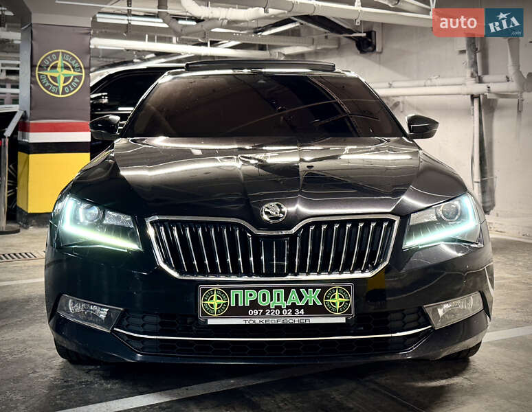 Лифтбек Skoda Superb 2017 в Днепре