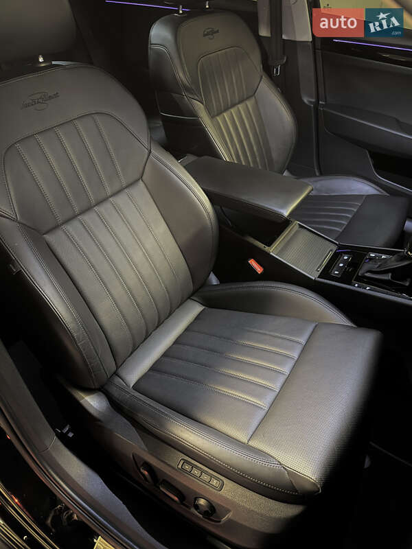 Лифтбек Skoda Superb 2017 в Днепре