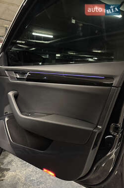 Лифтбек Skoda Superb 2017 в 