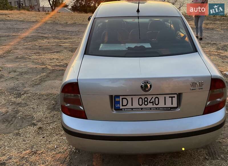 Лифтбек Skoda Superb 2008 в Николаеве