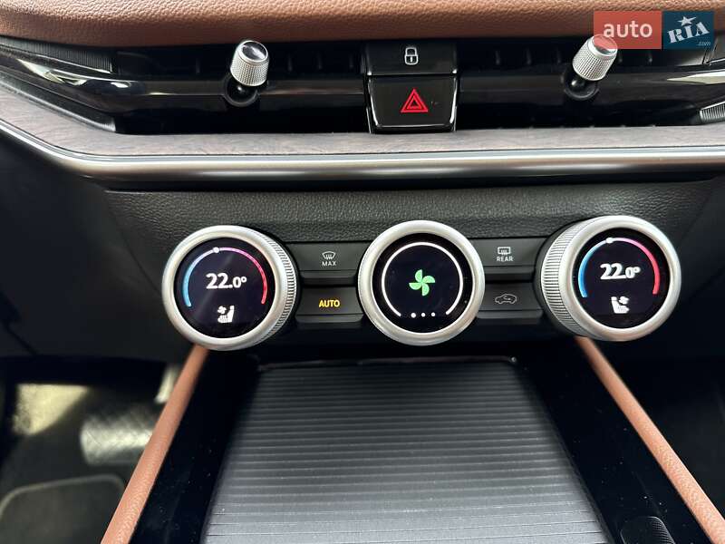 Лифтбек Skoda Superb 2024 в Львове