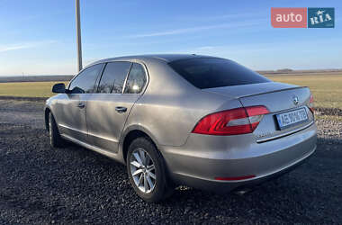 Ліфтбек Skoda Superb 2013 в Синельниковому