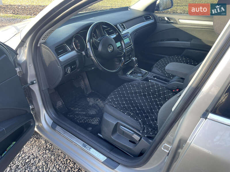 Лифтбек Skoda Superb 2013 в Синельниково