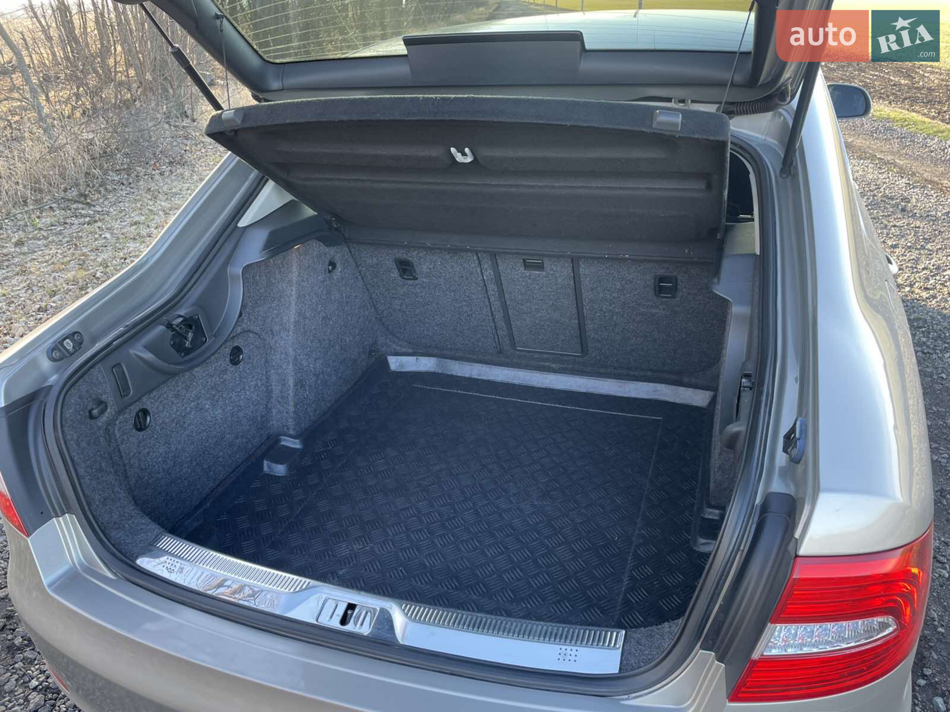 2013 Skoda Superb - мініатюра 12