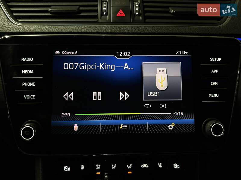 Лифтбек Skoda Superb 2018 в Киеве