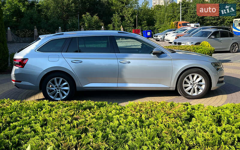 Универсал Skoda Superb 2020 в Львове