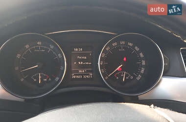 Лифтбек Skoda Superb 2010 в 