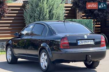Лифтбек Skoda Superb 2006 в 