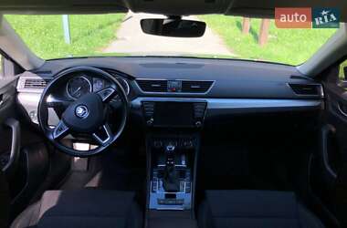 Лифтбек Skoda Superb 2017 в 