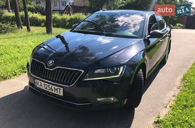 Лифтбек Skoda Superb 2017 в 
