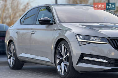 Лифтбек Skoda Superb 2020 в 