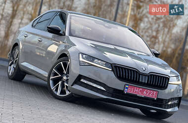 Лифтбек Skoda Superb 2020 в 