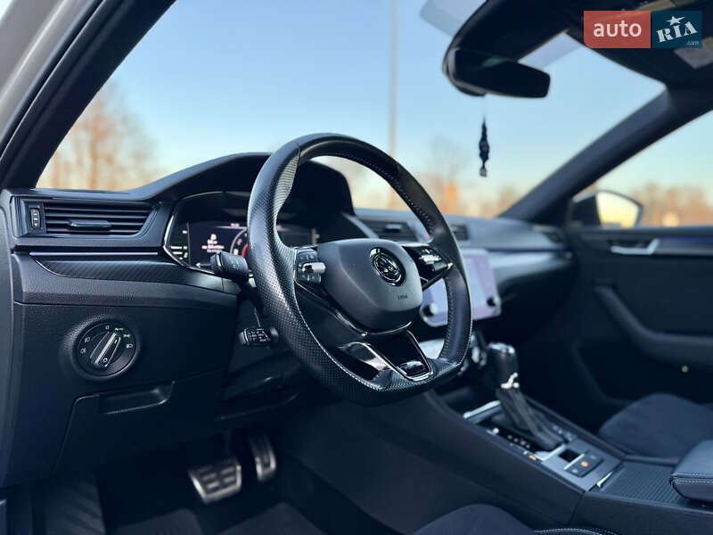 Лифтбек Skoda Superb 2020 в Луцке