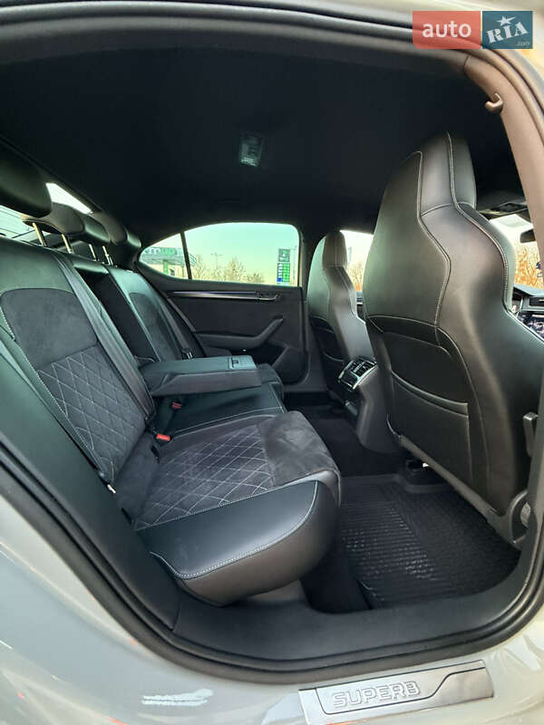 Лифтбек Skoda Superb 2020 в Луцке