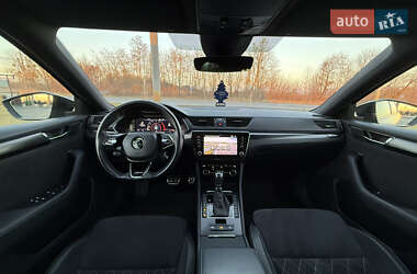 Лифтбек Skoda Superb 2020 в 