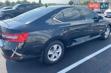 Ліфтбек Skoda Superb 2019 в Києві
