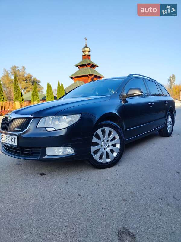 Skoda Superb 2012