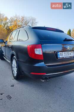 Универсал Skoda Superb 2012 в 
