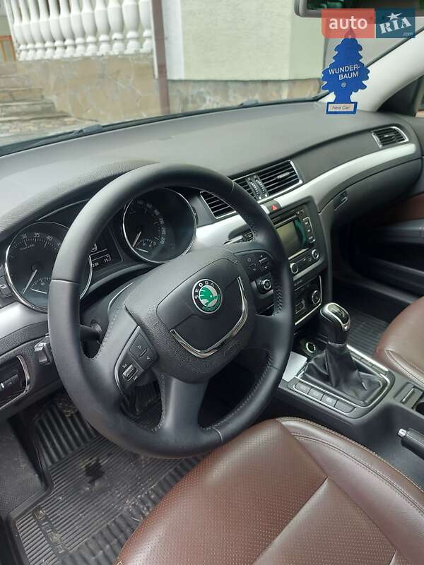 Універсал Skoda Superb 2012 в Львові