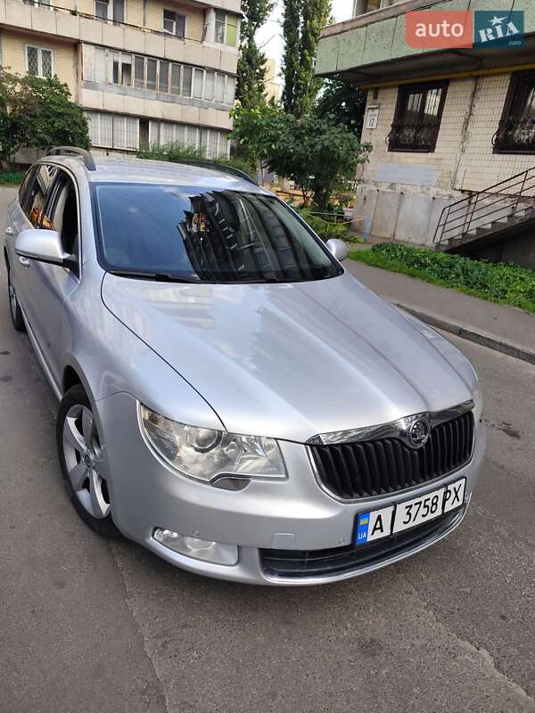 Skoda Superb 2010
