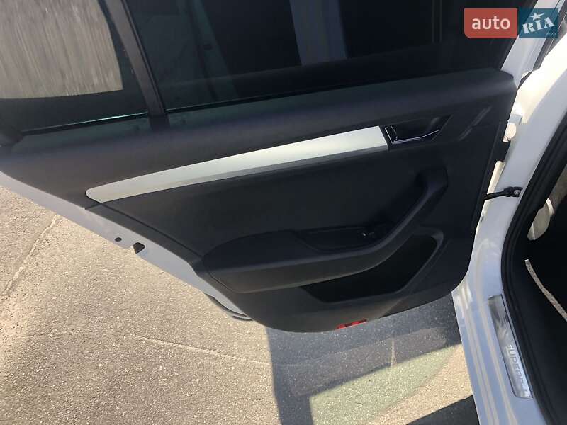 Универсал Skoda Superb 2016 в Каменец-Подольском