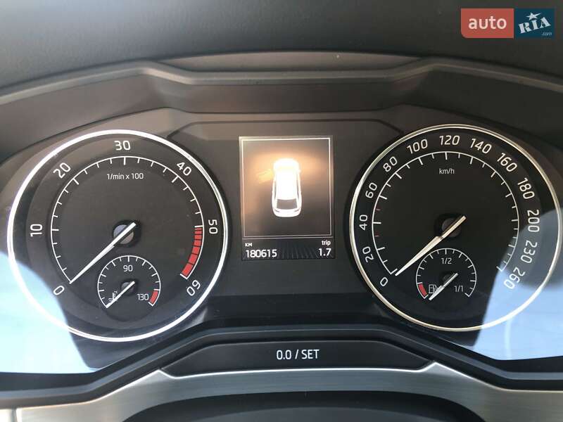 Универсал Skoda Superb 2016 в Каменец-Подольском