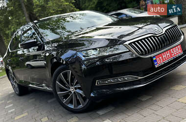 Лифтбек Skoda Superb 2021 в 