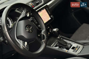 Лифтбек Skoda Superb 2021 в 