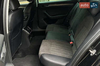 Лифтбек Skoda Superb 2021 в 
