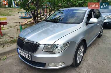 Лифтбек Skoda Superb 2010 в Шостке