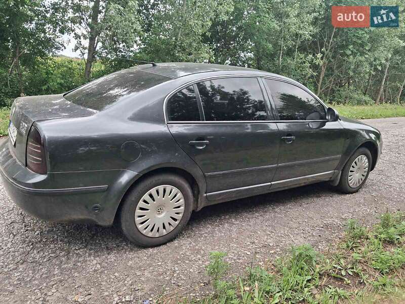 Лифтбек Skoda Superb 2007 в Мене