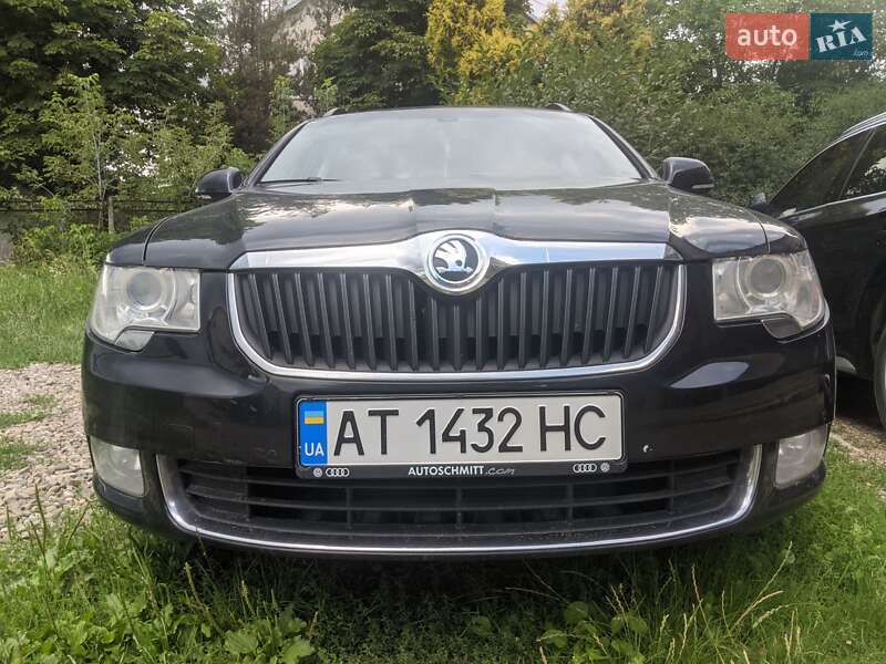 Skoda Superb 2012