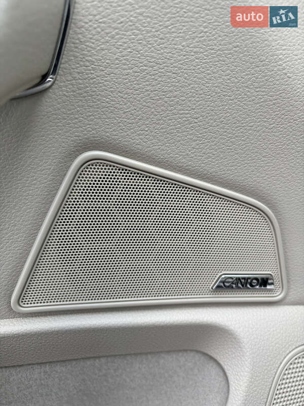 Універсал Skoda Superb 2019 в Мукачевому