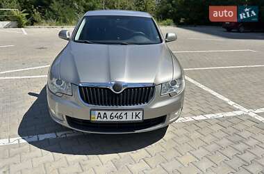 Лифтбек Skoda Superb 2009 в Киеве