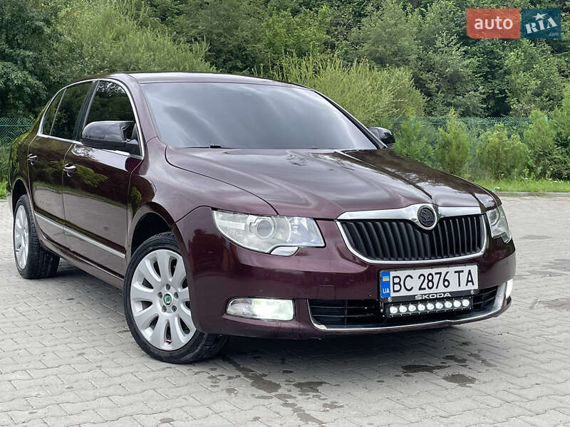 Лифтбек Skoda Superb 2011 в Турке