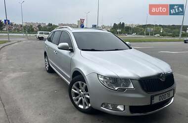 Универсал Skoda Superb 2011 в Виннице
