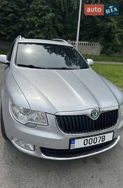 Універсал Skoda Superb 2011 в Вінниці